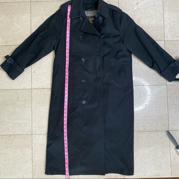 London Fog Classic-Fit Double-Breasted Trench coat - Picture 9 of 10